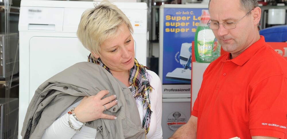 Küchen.Geräte.Partner. Sorglos-Finanzierung – kleine Raten, große Vorteile. Küchen.Geräte.Partner. Sorglos-Finanzierung – kleine Raten, große Vorteile.